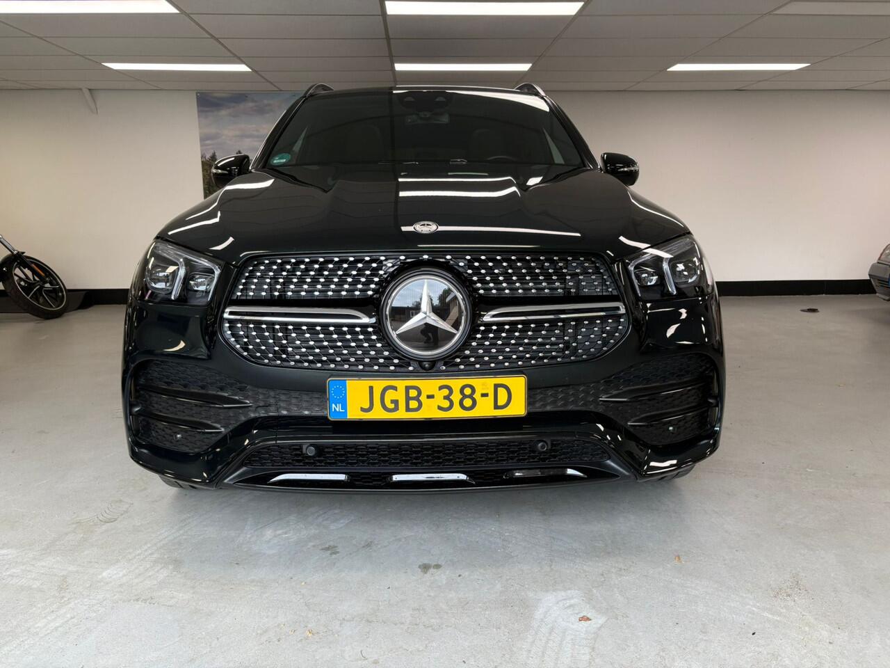 Mercedes-Benz GLE-KLASSE 350 e 4MATIC AMG PANORAMA REAR ENTERTAINMENT 360 MEMORY BURMESTER