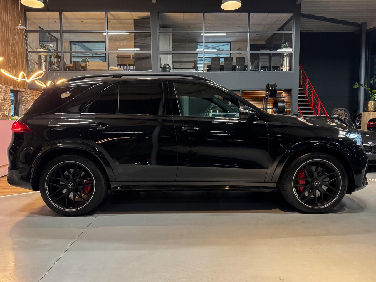 Mercedes-Benz GLE-KLASSE AMG 63 4MATIC+ Burmester, Massage, HUD, BOMVOL! Grijs kenteken!