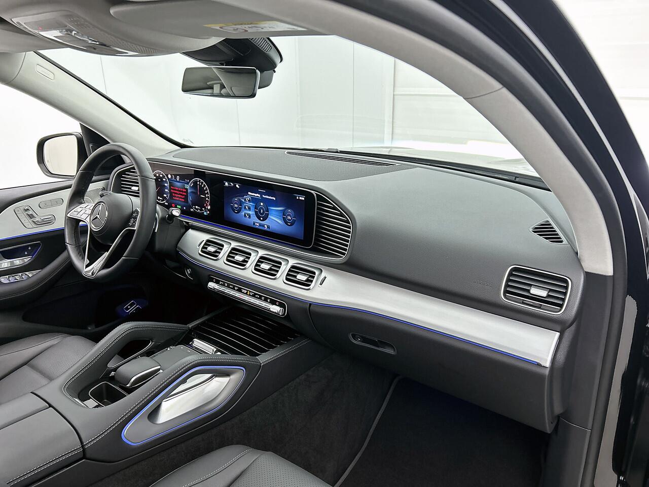 Mercedes-Benz GLE-KLASSE 400 e 4MATIC Plug-In Hybride Panoramadak | Parkeerpakket met 360°-camera | MultiBeam Ledkoplampen | Burmester® 3D surround sound systeem. Inclusief 24 maanden MB Certified garantie voor Europa.