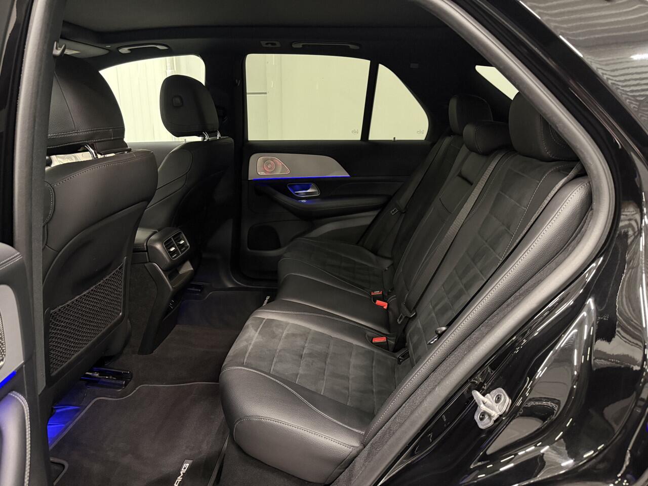 Mercedes-Benz GLE-KLASSE 350 e 4MATIC AMG BLACK PANO/LUCHTVERING/22"/HEAD-UP/BURMESTER/22"BREEDSET/SFEER/360CAMERA/NIGHT-PACK/ACC/DRIVING-ASSISTANCE/PANAMERICANA-GRILLE/OBSIDIANSCHWARZ METALLIC/1E EIGENAAR