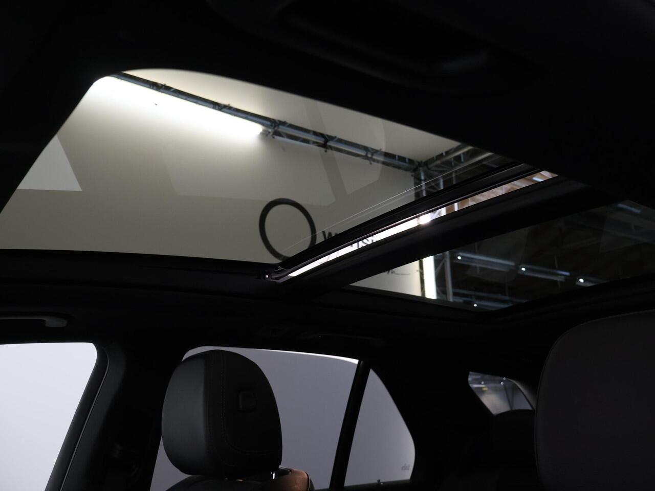 Mercedes-Benz GLE-KLASSE 350 e 4MATIC Premium Plus | AMG | Night | Panoramadak | Trekhaak | Multibeam | Luchtvering |