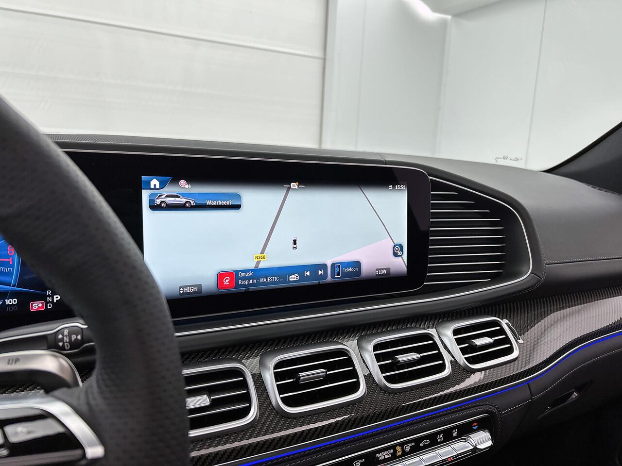 Mercedes-Benz GLE-KLASSE AMG 53 Hybrid 4MATIC+ Night Edition Premium Plus | Sierdelen AMG carbon | Trekhaak | AMG Nappaleder Exclusief STYLE | Stoelverwarming achter | 22 inch AMG velgen | Treeplanken | Rijassistentiepakket | Stoelventilatie voor |