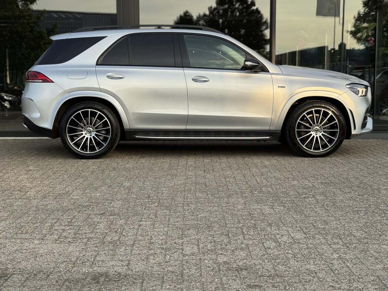 Mercedes-Benz GLE-KLASSE 350 e 4MATIC AMG Night | Pano | Luchtvering | Trekhaak | Vol !