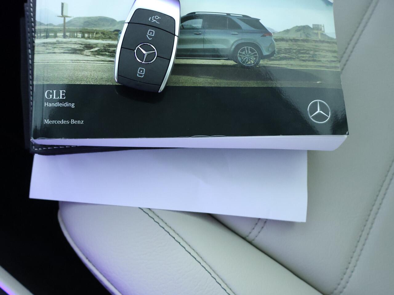 Mercedes-Benz GLE-KLASSE 350 e 4MATIC Premium Plus | Memory stoelen | Panoramadak | Burmester | Trekhaak | Inclusief 24 maanden MB Certified garantie voor Europa.