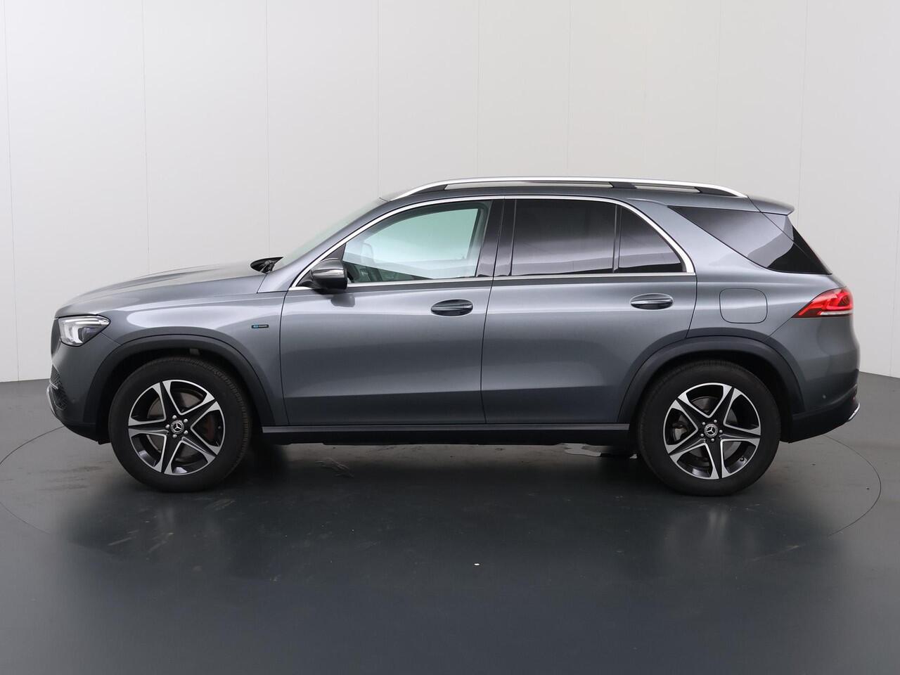 Mercedes-Benz GLE-KLASSE 350 de 4MATIC Premium Plus | Luchtvering | Trekhaak | Memory | 360 graden camera | Widescreen |