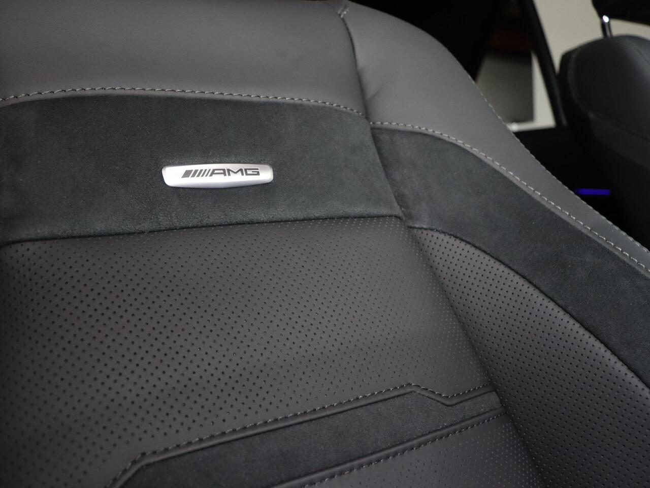 Mercedes-Benz GLE-KLASSE AMG 53 Hybrid 4MATIC Night | Premium Plus | Panoramaschuifdak | Trekhaak | Treeplanken | 22" lichtmetalen velgen | AIRMATIC | Stoelventilatie | MAGIC VISION CONTROL |