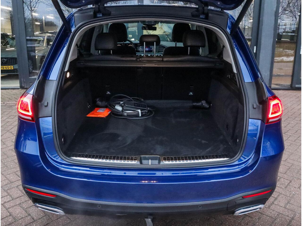 Mercedes-Benz GLE-KLASSE 350 e 4MATIC AMG Night Trekhaak 1e eig. Brilliant Blue