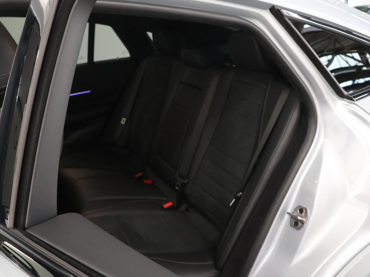 Mercedes-Benz GLE-KLASSE Coupé 400 e 4MATIC AMG Line | Panoramadak | Trekhaak | Night pakket | Memory | Burmester |