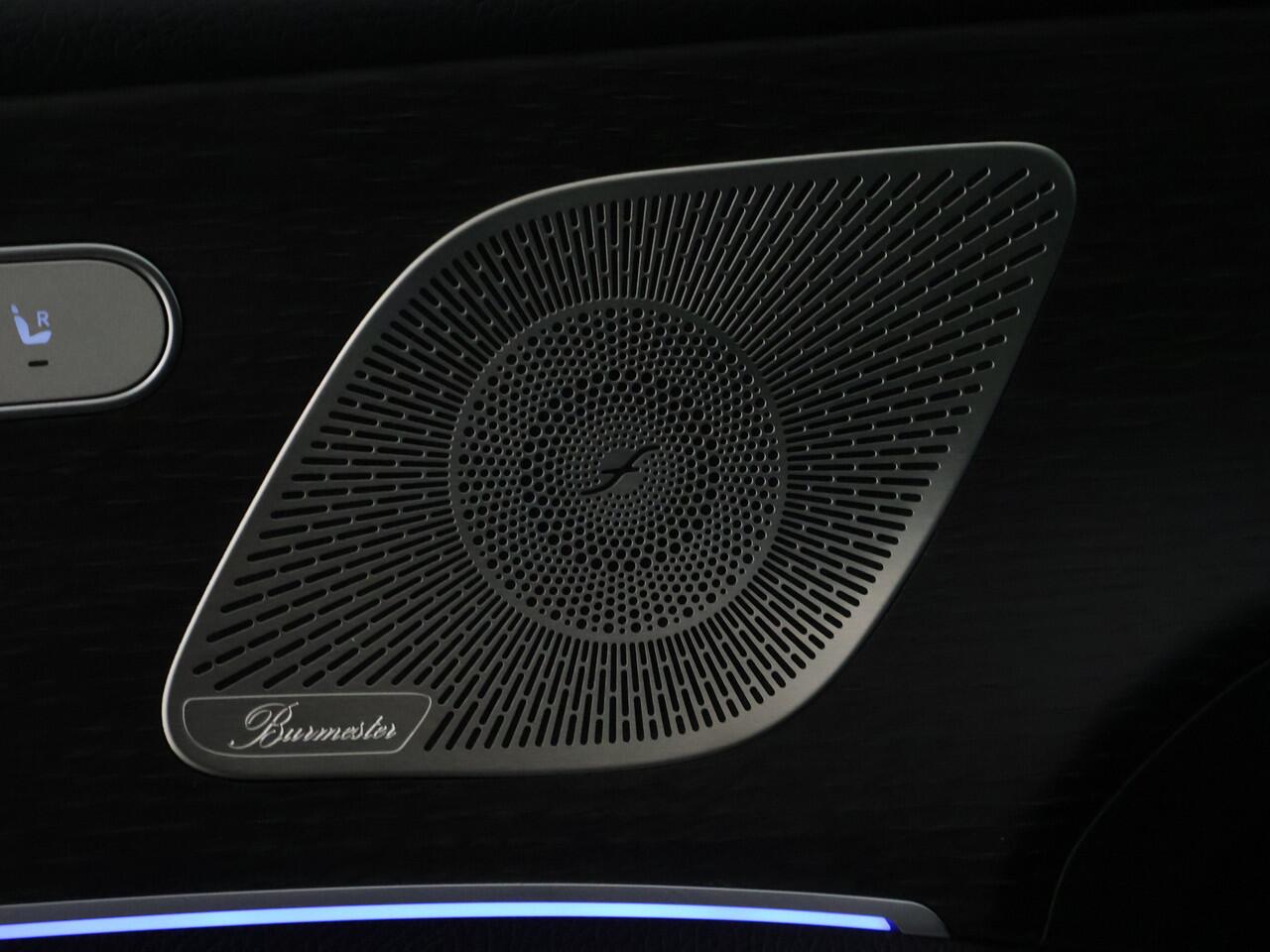 Mercedes-Benz GLE-KLASSE 400 e 4MATIC AMG Plug-In Hybride | AMG Line | Night Pakket | Panoramadak | 22 Inch AMG Velgen | Head-up-Display | Inclusief 24 maanden MB Certified garantie voor Europa.