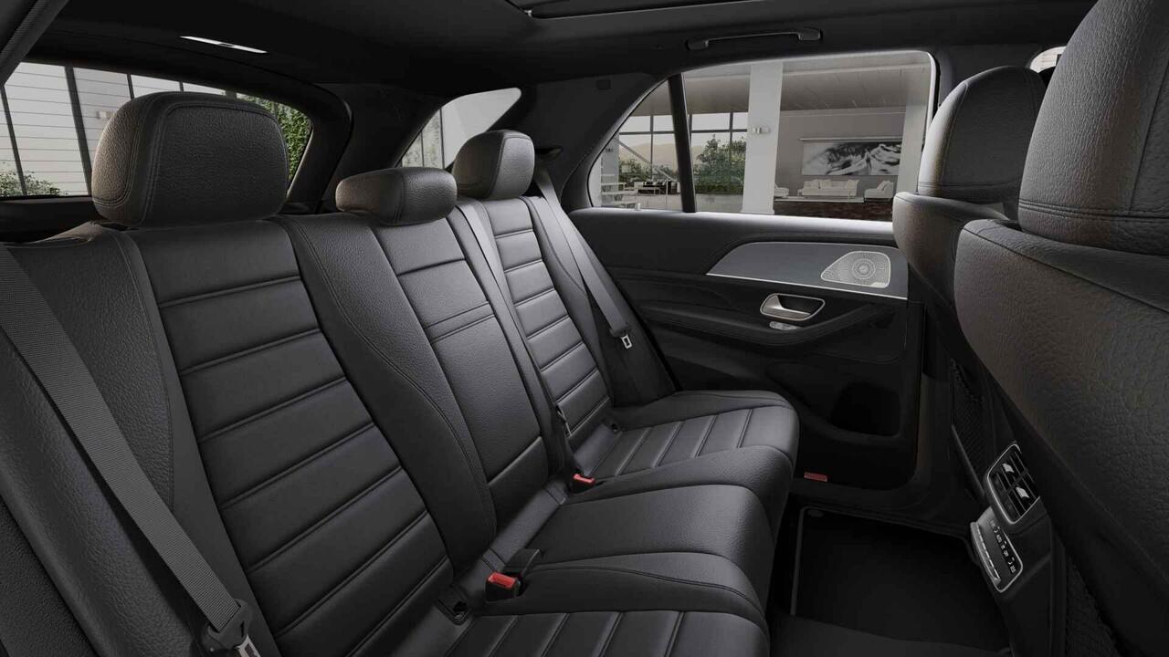 Mercedes-Benz GLE-KLASSE 400e 4MATIC Sport Edition | Night | Premium Plus | Panoramaschuifdak | AIRMATIC | Trekhaak | Burmester | Massagestoelen | 22 inch AMG Velgen | Winter pakket |