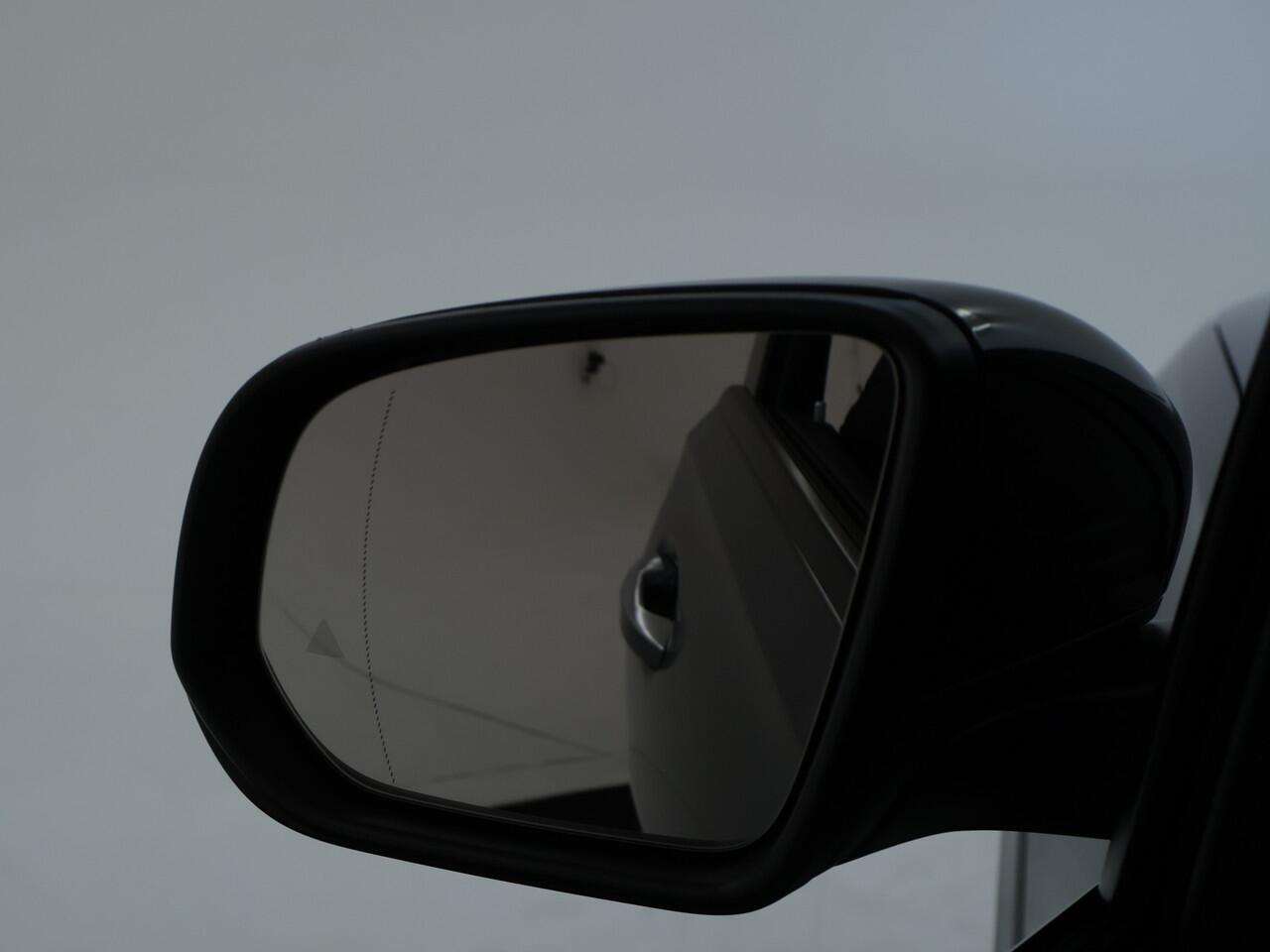 Mercedes-Benz GLE-KLASSE 400 e 4MATIC AMG Plug-In Hybride | AMG Line | Night Pakket | Panoramadak | 22 Inch AMG Velgen | Head-up-Display | Inclusief 24 maanden MB Certified garantie voor Europa.