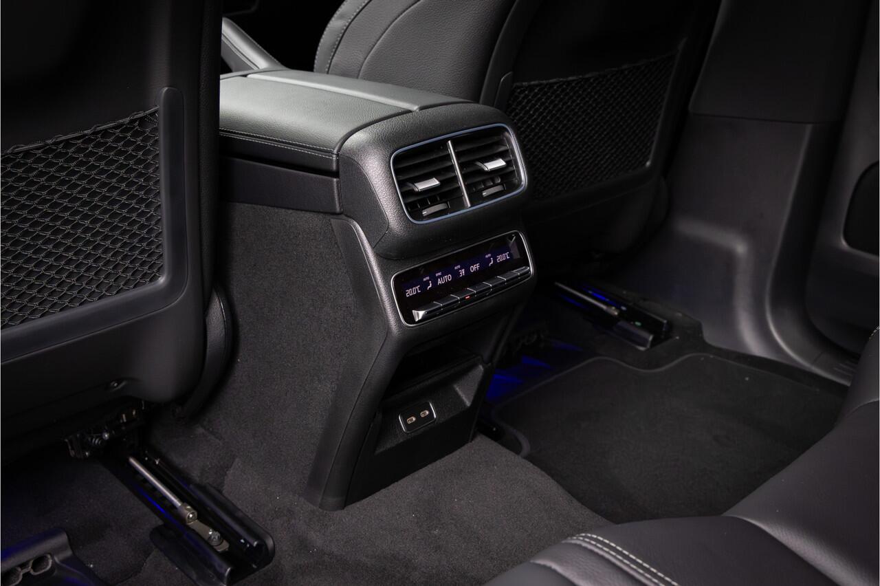 Mercedes-Benz GLE-KLASSE 450 d 4MATIC AMG Line 22 inch-Distronic-Haak