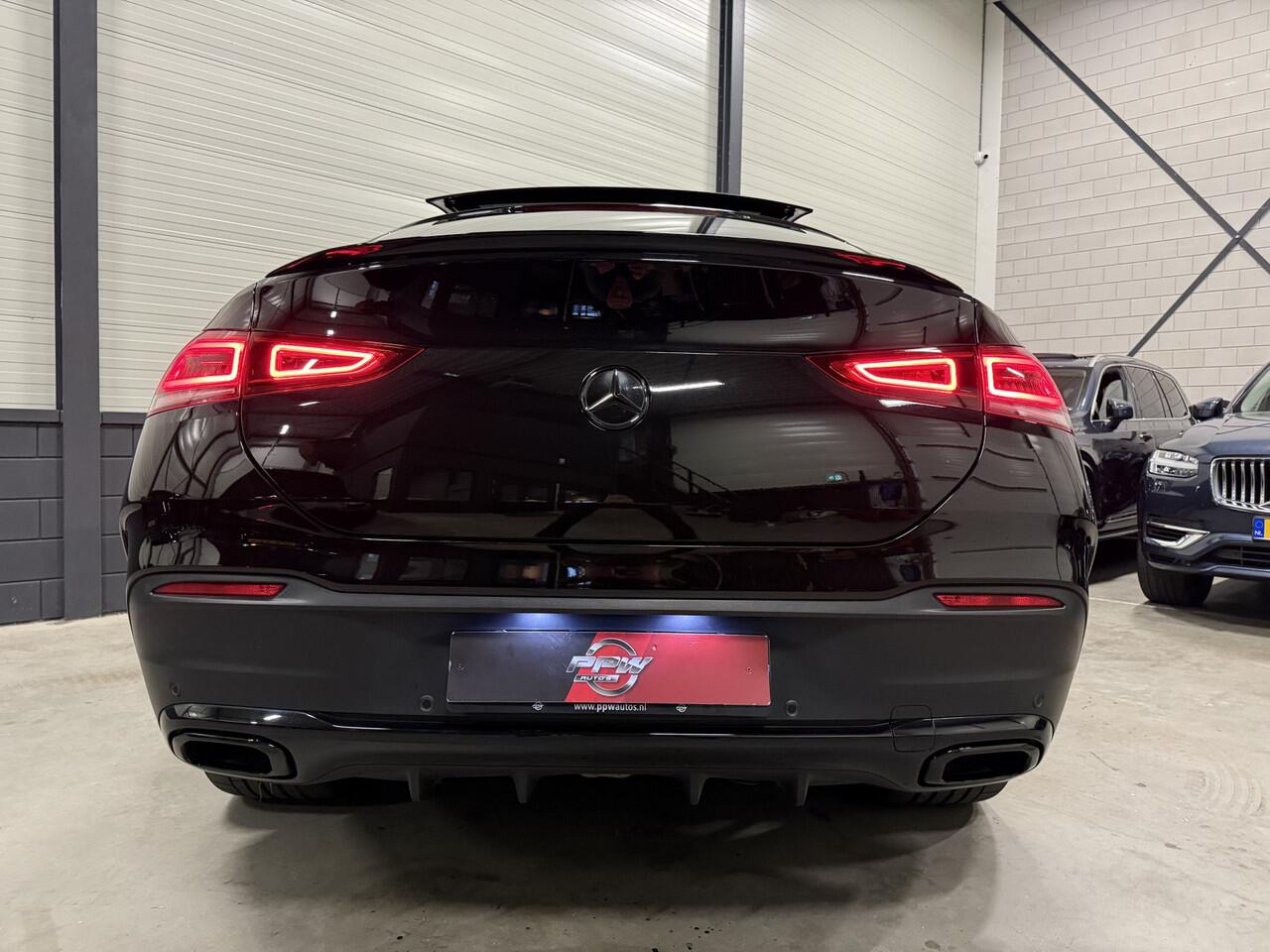 Mercedes-Benz GLE-KLASSE 350 e 4MATIC AMG PANO/LUCHTVERING/BURMESTER/TREKHAAK/HEAD-UP/ACC/CAMERA/MEMORY+MASSAGE/DISTRONIC/21"/BLACK STYLE/RECENT GROTE OH BEURT GEHAD BIJ MERCEDES DEALER