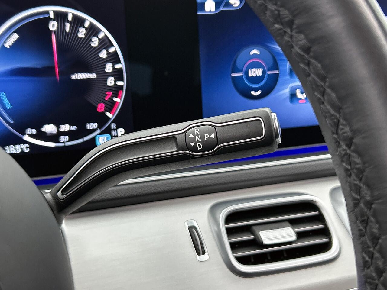 Mercedes-Benz GLE-KLASSE 400 e 4MATIC AMG Plug-In Hybride AMG Line | Night Pakket | Panorama Schuif-Kanteldak | Trekhaak | Alarm Klasse 3 | AC en DC Laden | Magic Vision Control. Inclusief 24 maanden MB Certified garantie voor Europa.