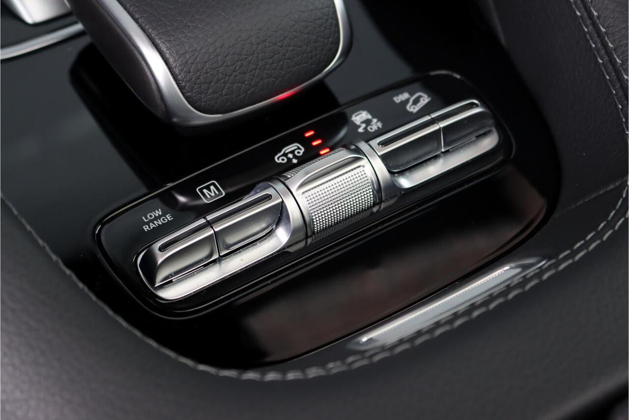 Mercedes-Benz GLE-KLASSE 580 V8 4MATIC AMG Line Aut9 | Luchtvering | Panoramadak | Surround Camera | Distronic+ | HUD | Night-pakket | Memory | Trekhaak | Nappa Leder |