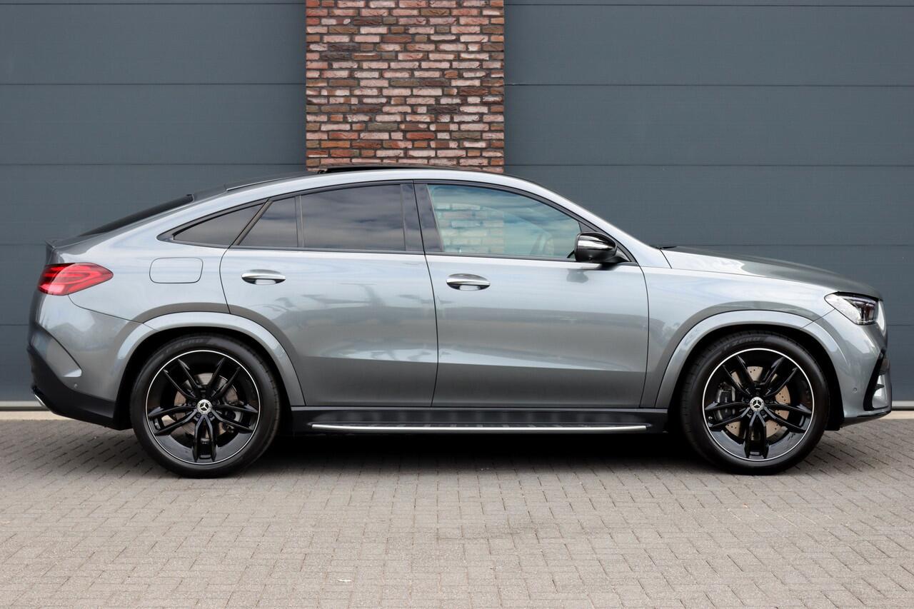 Mercedes-Benz GLE-KLASSE Coupé 350 de 4MATIC AMG Line Premium+ | Facelift | Luchtvering | Distronic | Panoramadak | Trekhaak | Memory | Nappa Leder | Burmester | Stoelventilatie | HUD | Surround Camera |