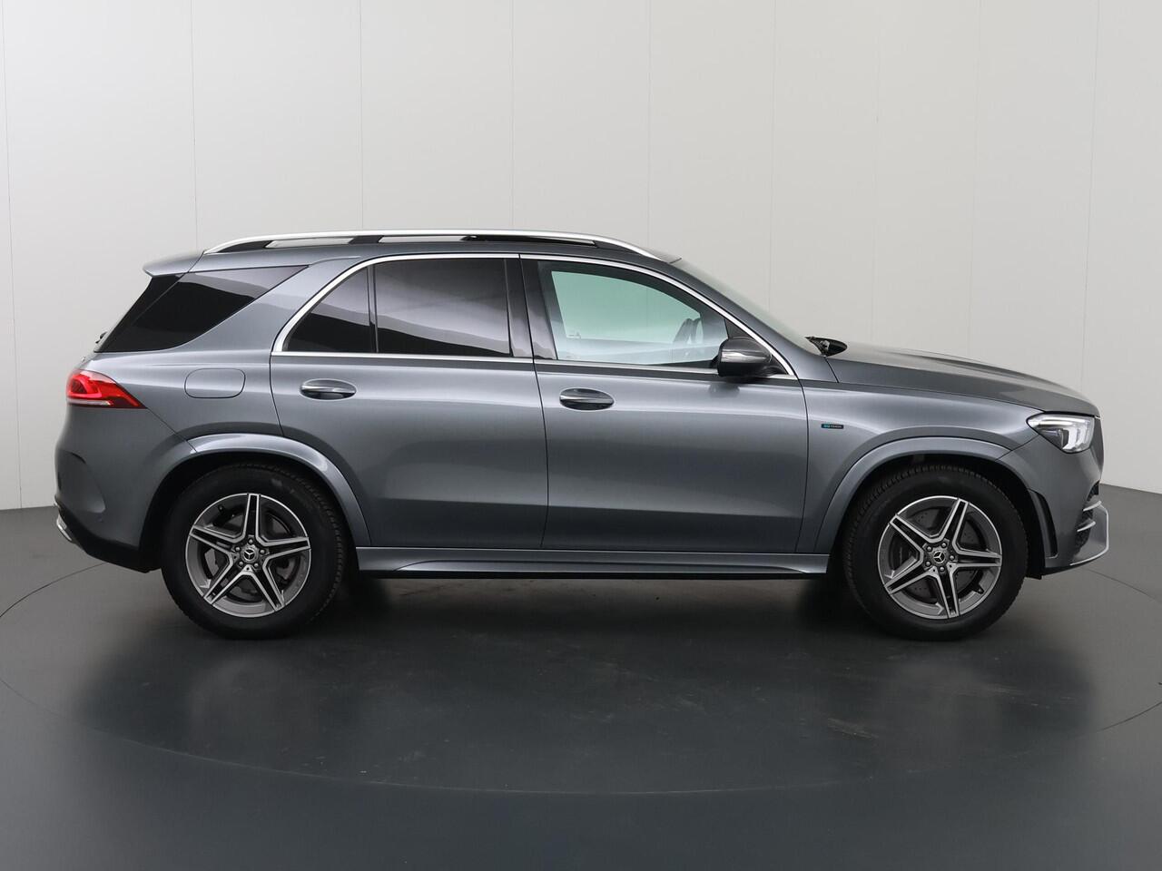 Mercedes-Benz GLE-KLASSE 350 e 4MATIC Premium Plus | AMG | Trekhaak | Burmester | Memory | Luchtvering | Panoramadak |