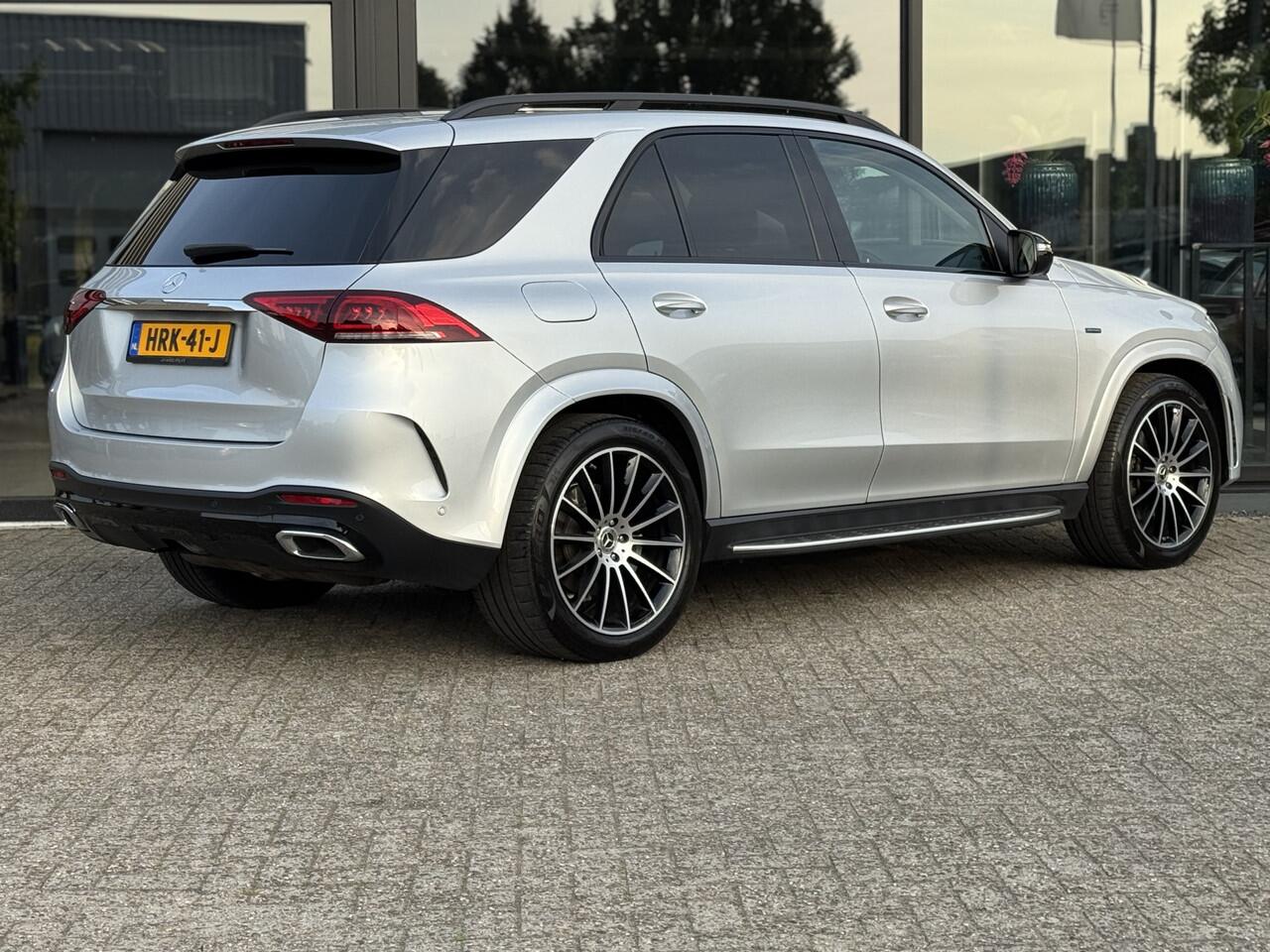 Mercedes-Benz GLE-KLASSE 350 e 4MATIC AMG Night | Pano | Luchtvering | Trekhaak | Vol !
