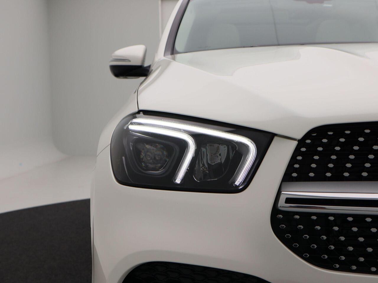 Mercedes-Benz GLE-KLASSE 350 e 4MATIC Premium Plus | Adaptive Cruise | CarPlay | Navigatie | Bluetooth | Stoelverwarming | Head Up Display | Panoramadak | Trekhaak | 21 Inch | 52.578 Km!!
