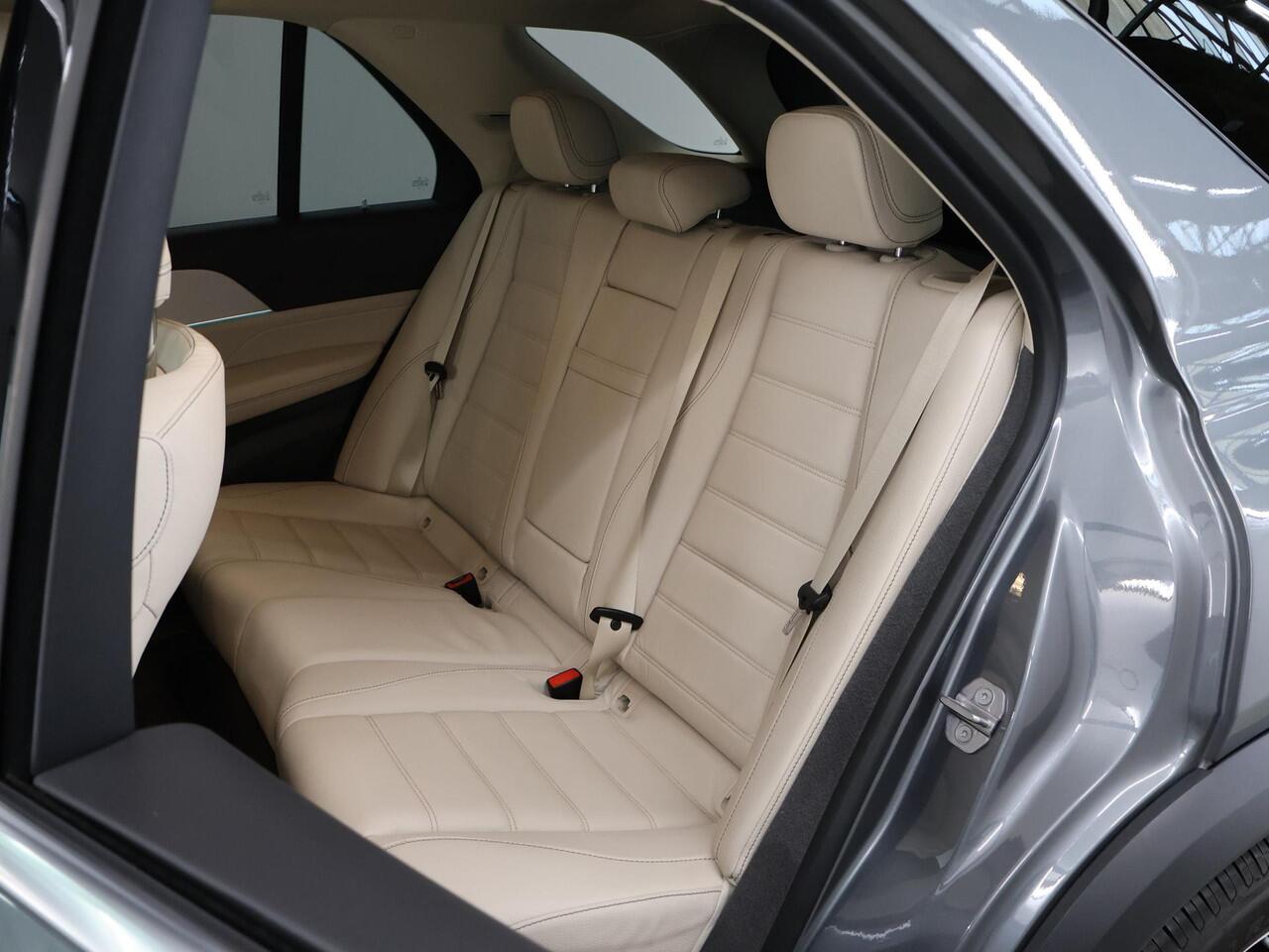 Mercedes-Benz GLE-KLASSE 350 de 4MATIC Premium Plus | Luchtvering | Trekhaak | Memory | 360 graden camera | Widescreen |