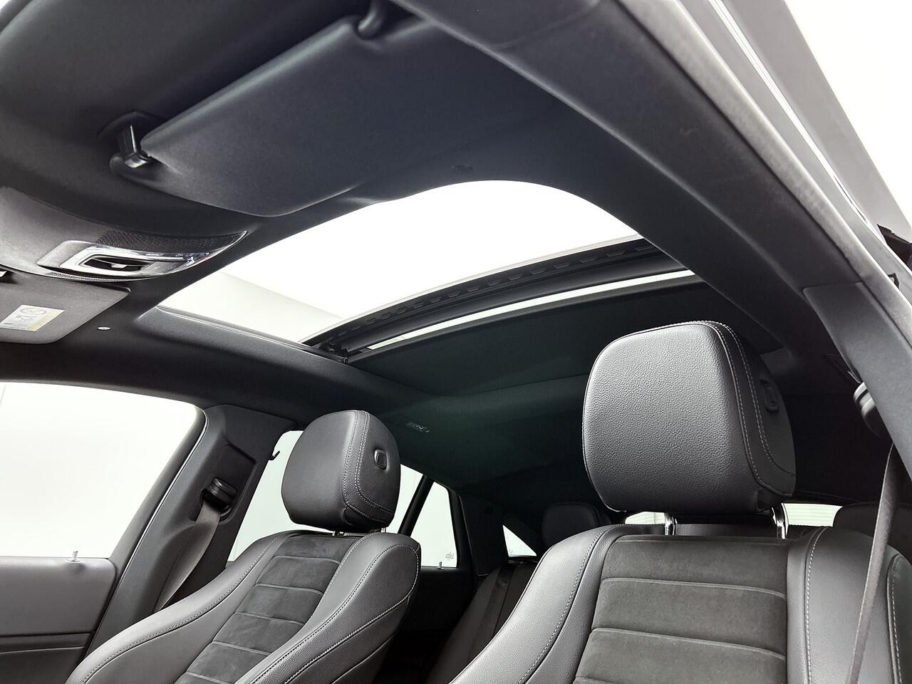 Mercedes-Benz GLE-KLASSE 350 e 4MATIC Premium AMG Styling | Panoramadak | Sfeerverlichting Inclusief 24 maanden MB Certified garantie voor Europa.