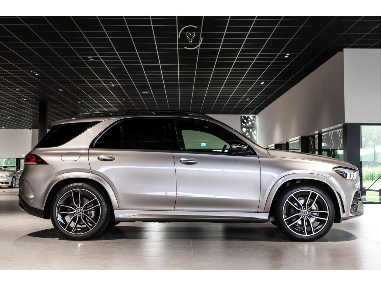 Mercedes-Benz GLE-KLASSE 400 d 4-M AMG Night|Luchtvering|Panorama|HUD|Standkachel|Burmester|Trekhaak|22"