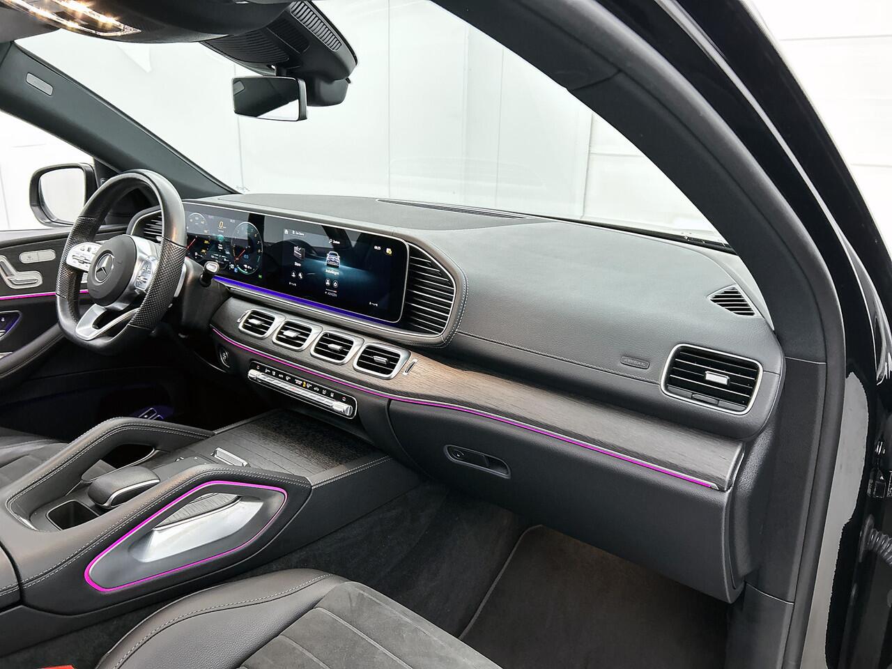 Mercedes-Benz GLE-KLASSE 350 e 4MATIC Premium AMG Styling | Panoramadak | Sfeerverlichting Inclusief 24 maanden MB Certified garantie voor Europa.