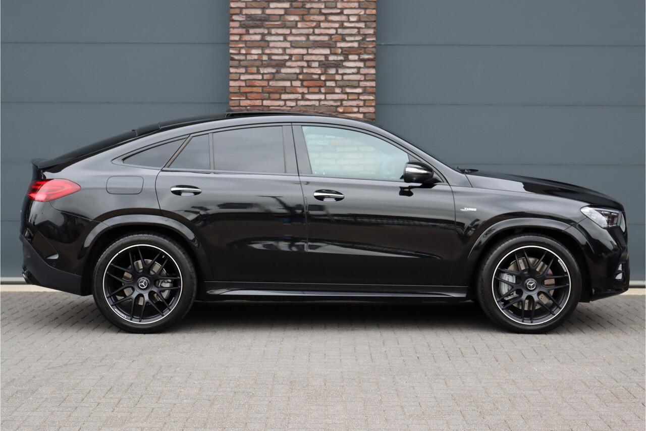 Mercedes-Benz GLE-KLASSE Coupé AMG 53 4MATIC+ Premium+ Aut9 | Facelift mod. 2024 | Airmatic | Distronic+ | Panoramadak | Massage | Trekhaak | Vlakkenverwarming | HUD | Carbon | Schakelbare Uitlaat | Stoelventilatie | Luchtkwaliteitspakket |