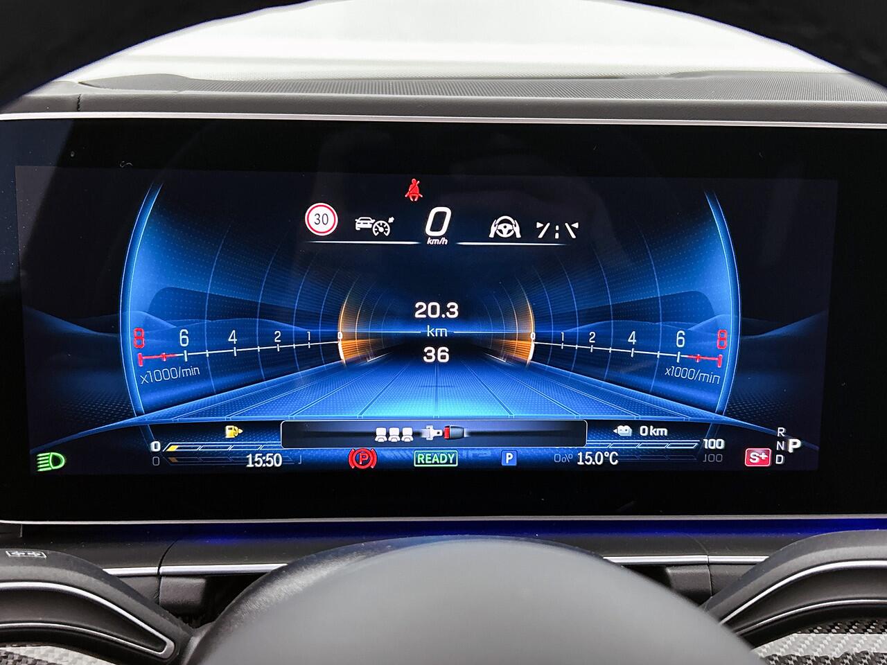 Mercedes-Benz GLE-KLASSE AMG 53 Hybrid 4MATIC+ Night Edition Premium Plus | Sierdelen AMG carbon | Trekhaak | AMG Nappaleder Exclusief STYLE | Stoelverwarming achter | 22 inch AMG velgen | Treeplanken | Rijassistentiepakket | Stoelventilatie voor |