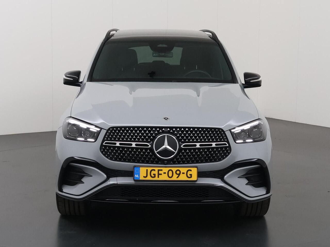 Mercedes-Benz GLE-KLASSE 400 e 4MATIC AMG Line | MANUFAKTUR Alpin Grau | Panoramadak | Trekhaak | Luchtvering | Head up display |