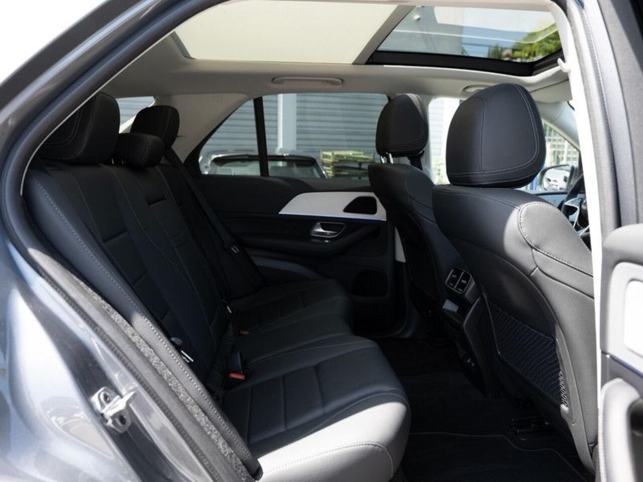 Mercedes-Benz GLE-KLASSE 350 de 4MATIC Panoramadak Trekhaak Camera 19 Inch MBUX LED