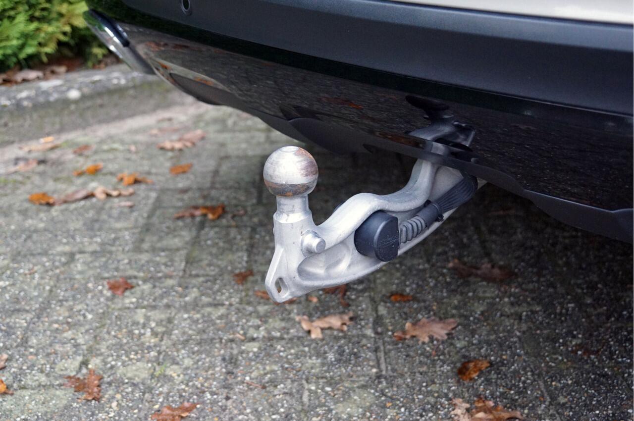 Mercedes-Benz GLE-KLASSE GLE 350 de 4M AMG line Night | Luchtvering Trekhaak Panorama Rijassistentie