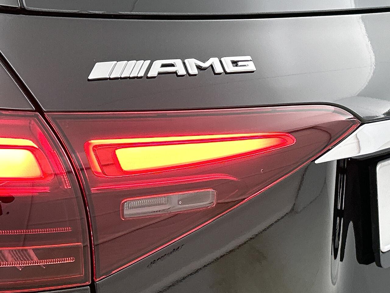 Mercedes-Benz GLE-KLASSE AMG 53 Hybrid 4MATIC+ Night Edition Premium Plus | Trekhaak | Verlichte Treeplanken | Sierelementen AMG carbon | Winter pakket | Remklauwen in rood | Sluitbekrachtiging | Rijassistentiepakket | Stoelventilatie voor | 360° camera | Burmester® 3D sound syst