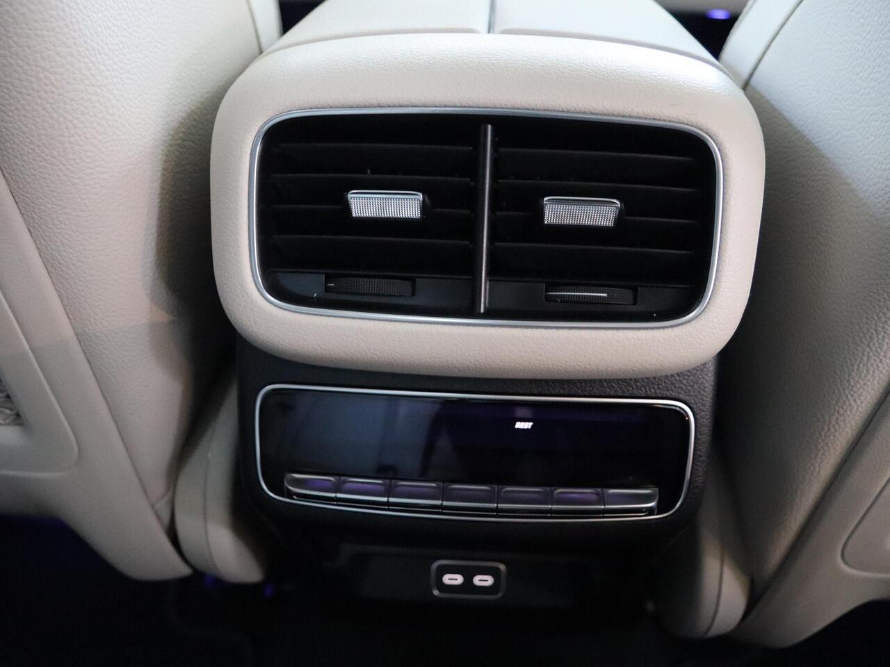 Mercedes-Benz GLE-KLASSE 350de 4MATIC AMG Line | Panoramaschuifdak | Premium Pakket | AIRMATIC | Rijassistentiepakket | Trekhaak | Stoelventilatie |