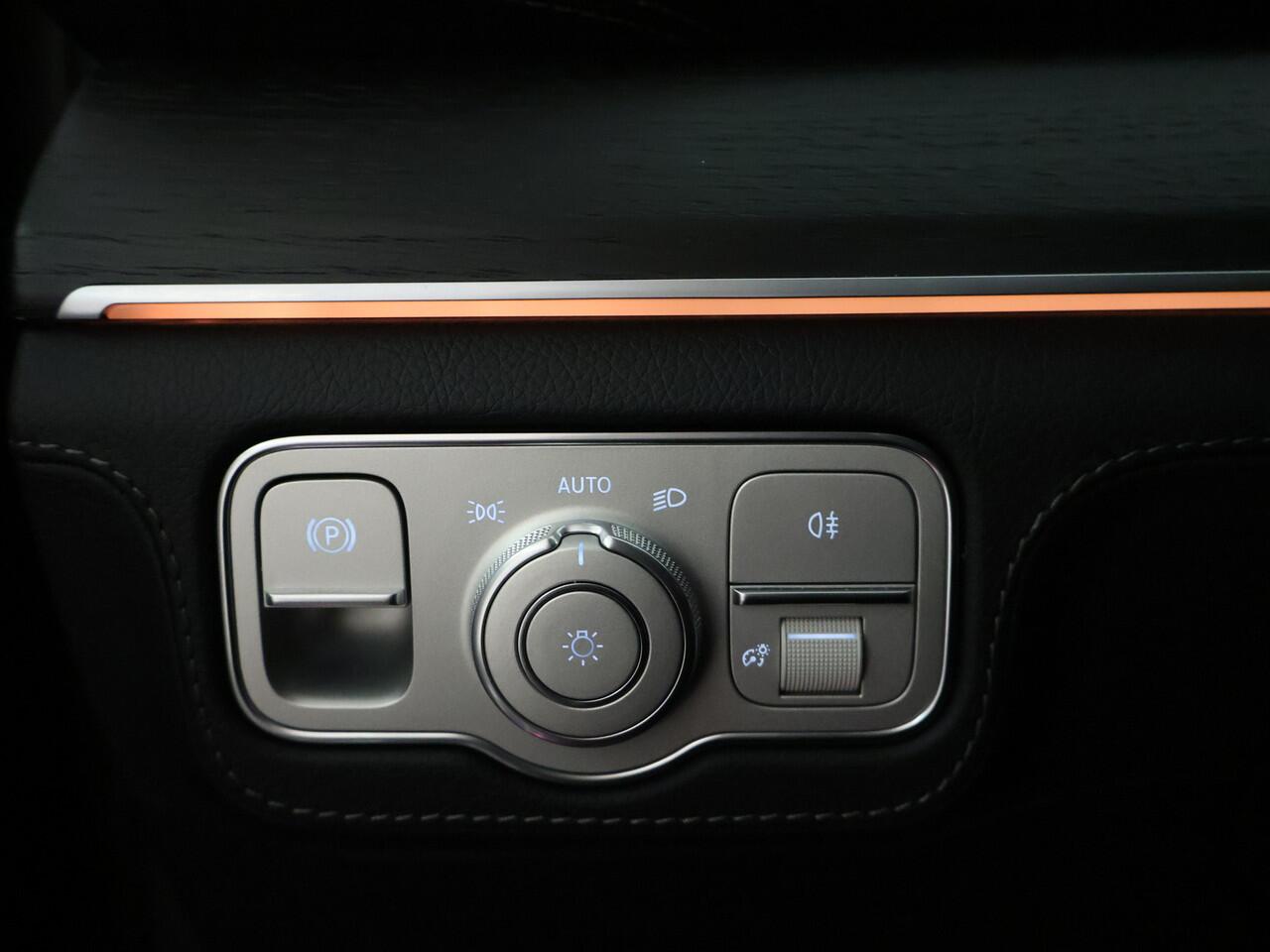 Mercedes-Benz GLE-KLASSE Coupé Mercedes-AMG 53 Hybrid 4MATIC+ | Trekhaak | Panoramadak | Burmester® | 22 Inch AMG Velgen | Memory Voorstoelen | 360°-Camera. Inclusief 24 maanden MB Certified garantie voor Europa.