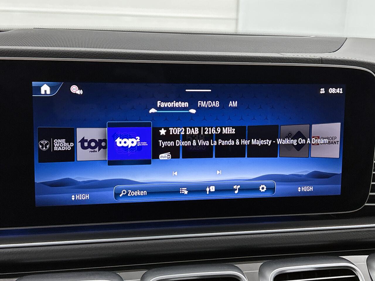 Mercedes-Benz GLE-KLASSE Mercedes-AMG 53 Hybrid 4MATIC+ Premium Plus | Trekhaak | Airmatic | Panoramadak | Burmester® | Sluitbekrachtiging | Distronic | Stoelverwarming - Ventilatie | Inclusief 24 maanden Mercedes-Benz Certified garantie voor Europa.