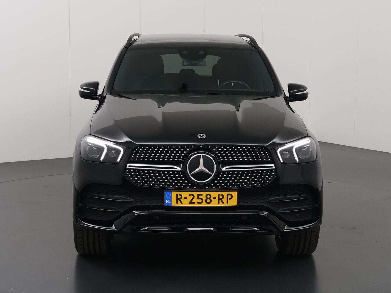 Mercedes-Benz GLE-KLASSE 350 e 4MATIC Premium Plus | AMG | Night | Panoramadak | Trekhaak | Multibeam | Luchtvering |