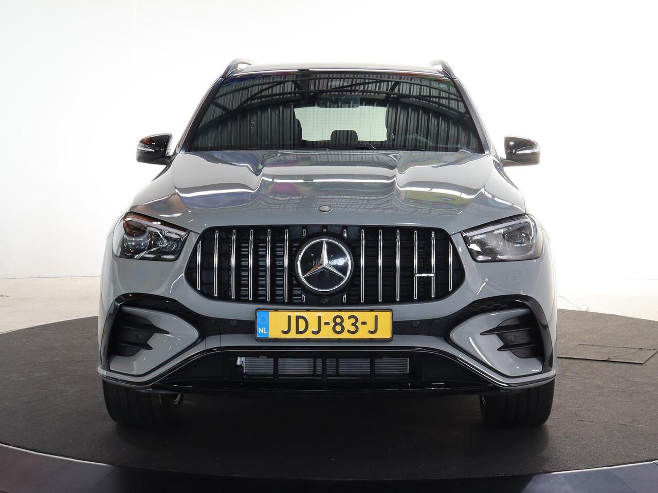 Mercedes-Benz GLE-KLASSE AMG 53 Hybrid 4MATIC Night | Premium Plus | Panoramaschuifdak | Trekhaak | Treeplanken | 22" lichtmetalen velgen | AIRMATIC | Stoelventilatie | MAGIC VISION CONTROL |