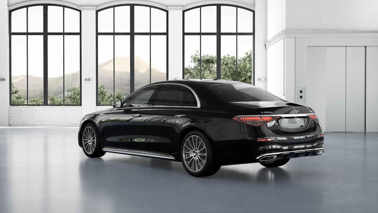 Mercedes-Benz S-KLASSE 580e 4MATIC Lang AMG Line | Premium Plus | Executive Rear Plus pakket | Zonneschermpakket | Chauffeurpakket | Stoelventilatie voor + achter | AIRMATIC | Gestuurde achteras tot 4,5 | 20" multispaaks AMG Velgen