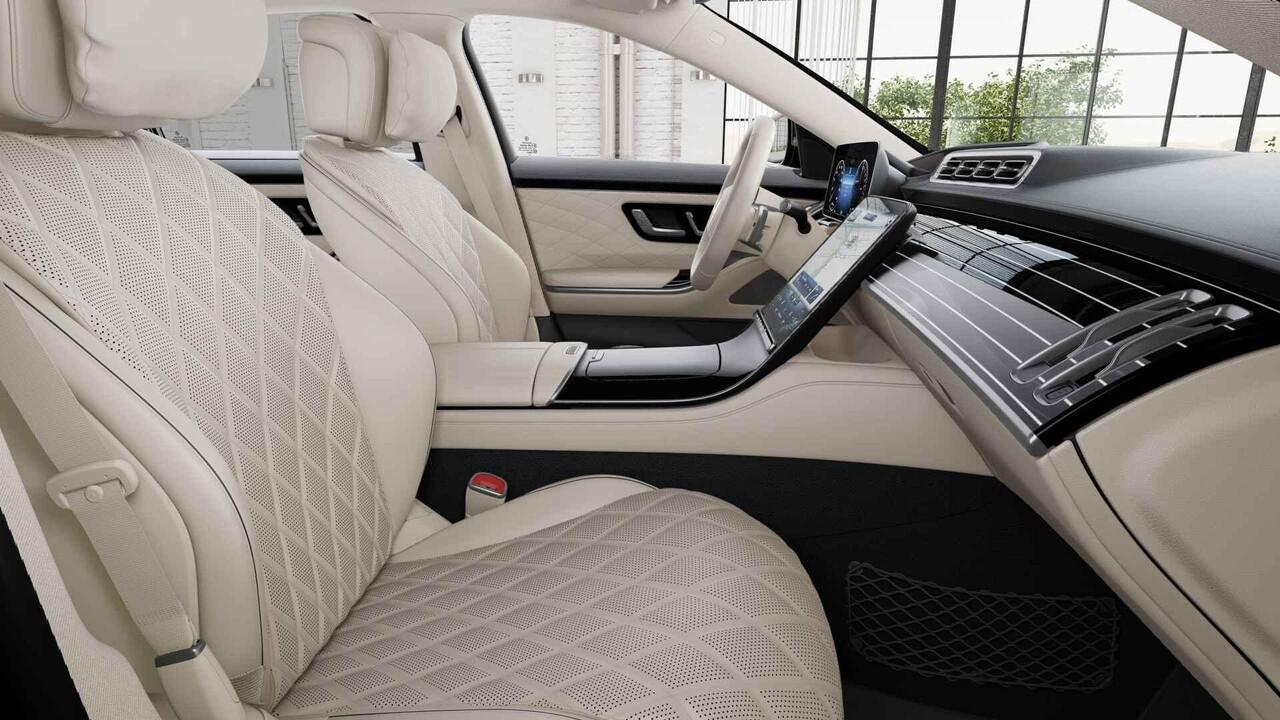 Mercedes-Benz S-KLASSE 580e 4MATIC Lang AMG Line | Premium Plus | Executive Rear Plus pakket | Zonneschermpakket | Chauffeurpakket | Stoelventilatie voor + achter | AIRMATIC | Gestuurde achteras tot 4,5 | 20" multispaaks AMG Velgen