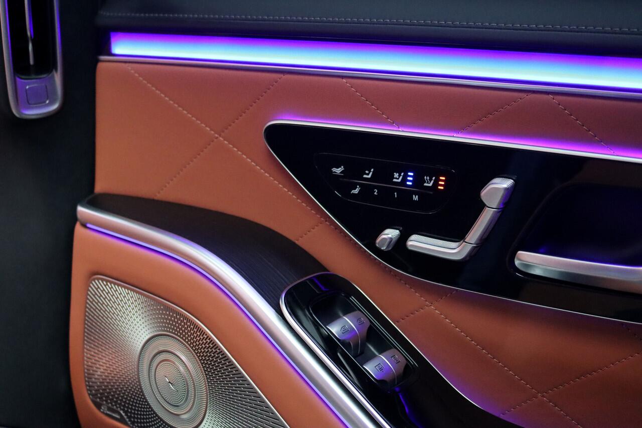 Mercedes-Benz S-KLASSE 580 e 4MATIC Lang AMG Line | Airmatic | Distronic+ | Chauffeurspakket | Memory | Stoelventilatie V+A | Burmester | Soft-Close | Digital Light | Vlakkenverwarming | HUD | Zonweringspakket |