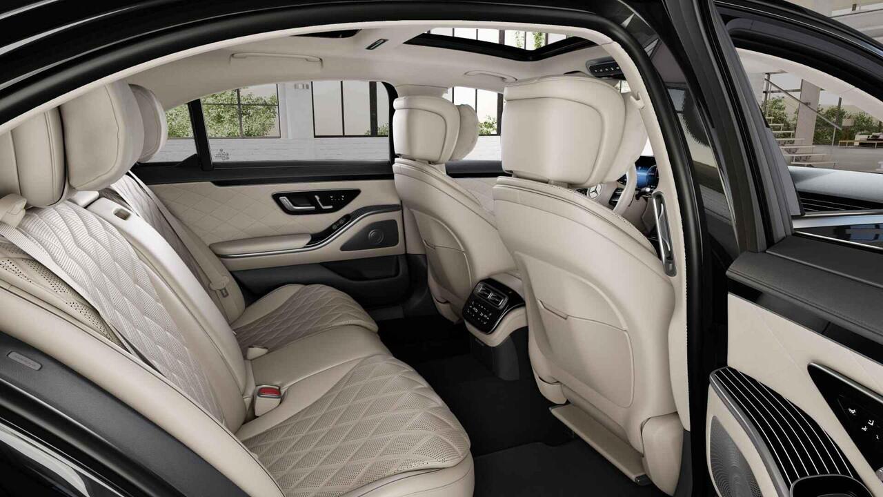 Mercedes-Benz S-KLASSE 580e 4MATIC Lang AMG Line | Premium Plus | Executive Rear Plus pakket | Zonneschermpakket | Chauffeurpakket | Stoelventilatie voor + achter | AIRMATIC | Gestuurde achteras tot 4,5 | 20" multispaaks AMG Velgen