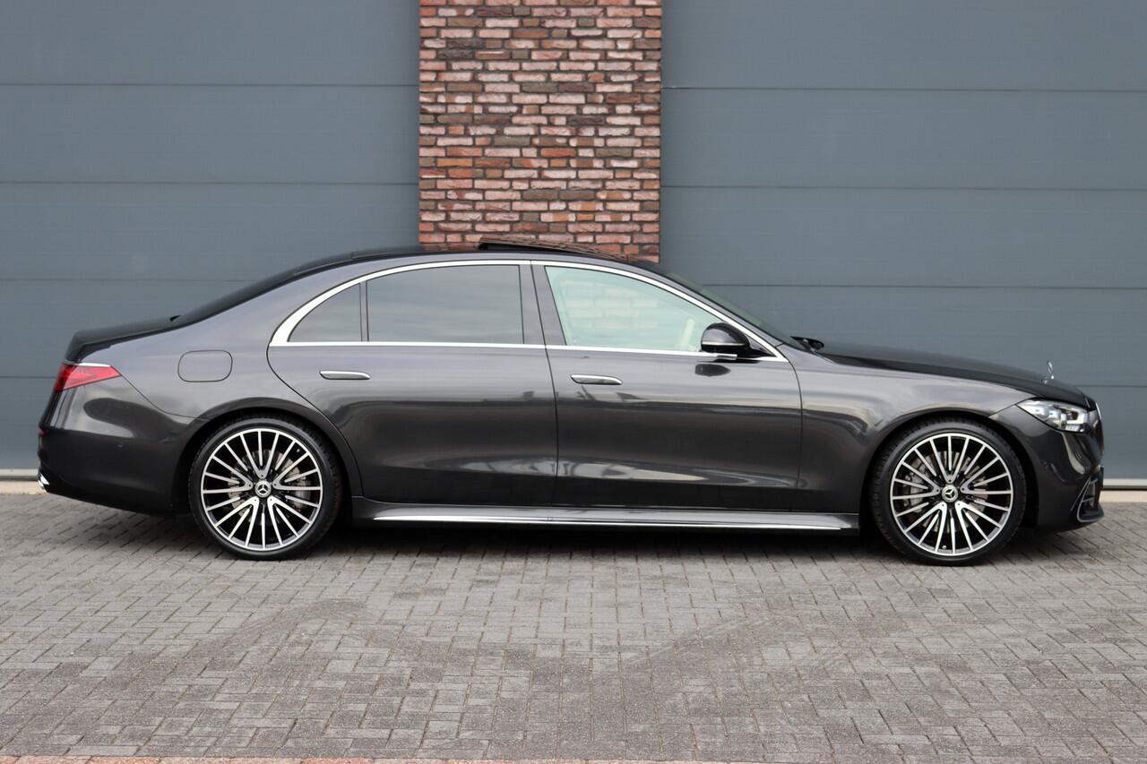Mercedes-Benz S-KLASSE 580 e Lang AMG Line | Airmatic | Distronic+ | Chauffeurspakket | Zonweringspakket | Massage V+A | | MBUX Tablet | Burmester | HUD | Stoelventilatie V+A | Nekverwarming |