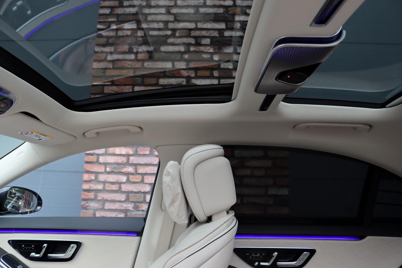 Mercedes-Benz S-KLASSE 580 e Lang AMG Line | Airmatic | Distronic+ | Chauffeurspakket | Zonweringspakket | Massage V+A | | MBUX Tablet | Burmester | HUD | Stoelventilatie V+A | Nekverwarming |