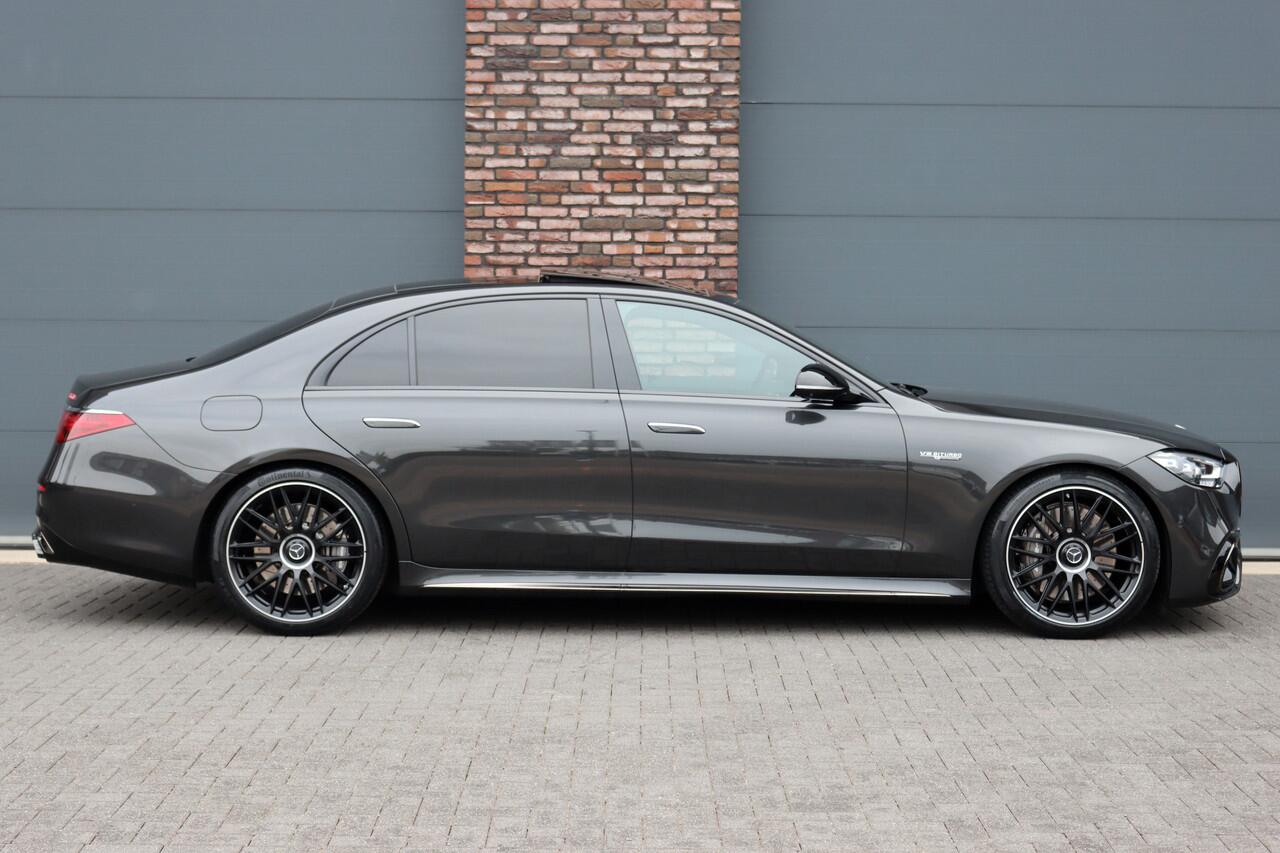 Mercedes-Benz S-KLASSE AMG 63 S E Performance Aut9 | 802pk | Carbon | Achterasbesturing | Distronic+ | Airmatic | Stoelventilatie | Panoramadak | Vlakkenverwarming | Digital Light | Nappa Leder | Burmester |