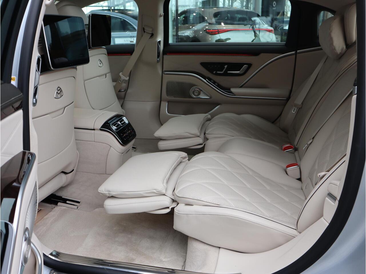 Mercedes-Benz S-KLASSE 680 4MATIC Maybach