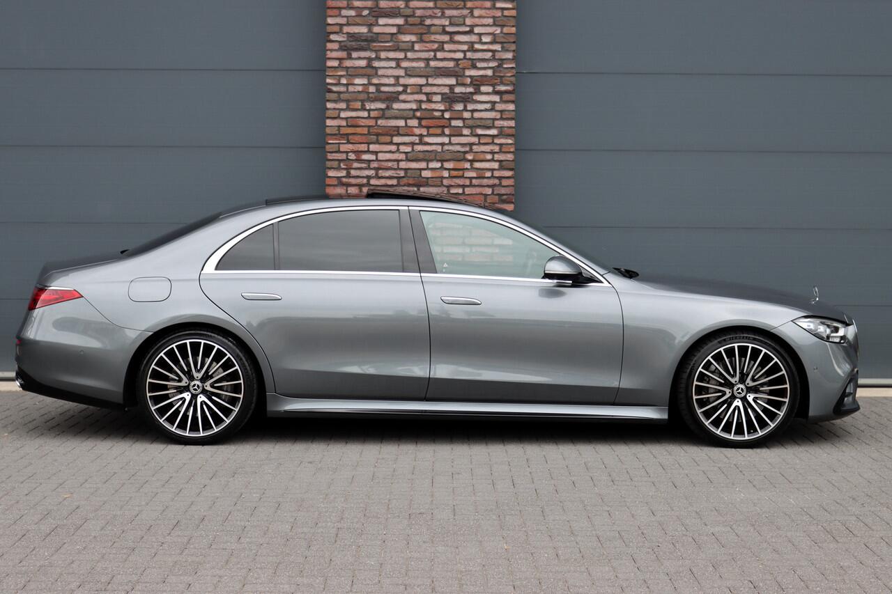 Mercedes-Benz S-KLASSE 500 4MATIC Lang AMG Line Aut9 | Airmatic | Achterasbesturing | Distronic+ | Massage | Stoelventilatie | Burmester | Memory | Digital Light | HUD | Soft-Close |