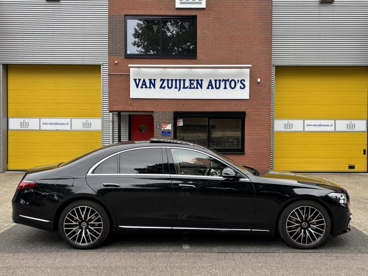 Mercedes-Benz S-KLASSE 580e BTW Panorama Burmester 4AS Distronic Head-Up Airmatic