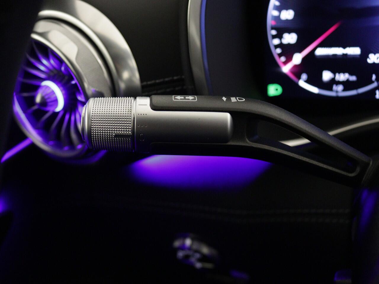 Mercedes-Benz SL-KLASSE Roadster 43 | AMG DYNAMIC PLUS pakket | AMG Nightpakket | V8 Stylingpakket exterieur | 21" AMG-velgen, zilver | Performance sportstoelen | Rijassistentiepakket Plus | Burmester Sound systeem | 360° camera |