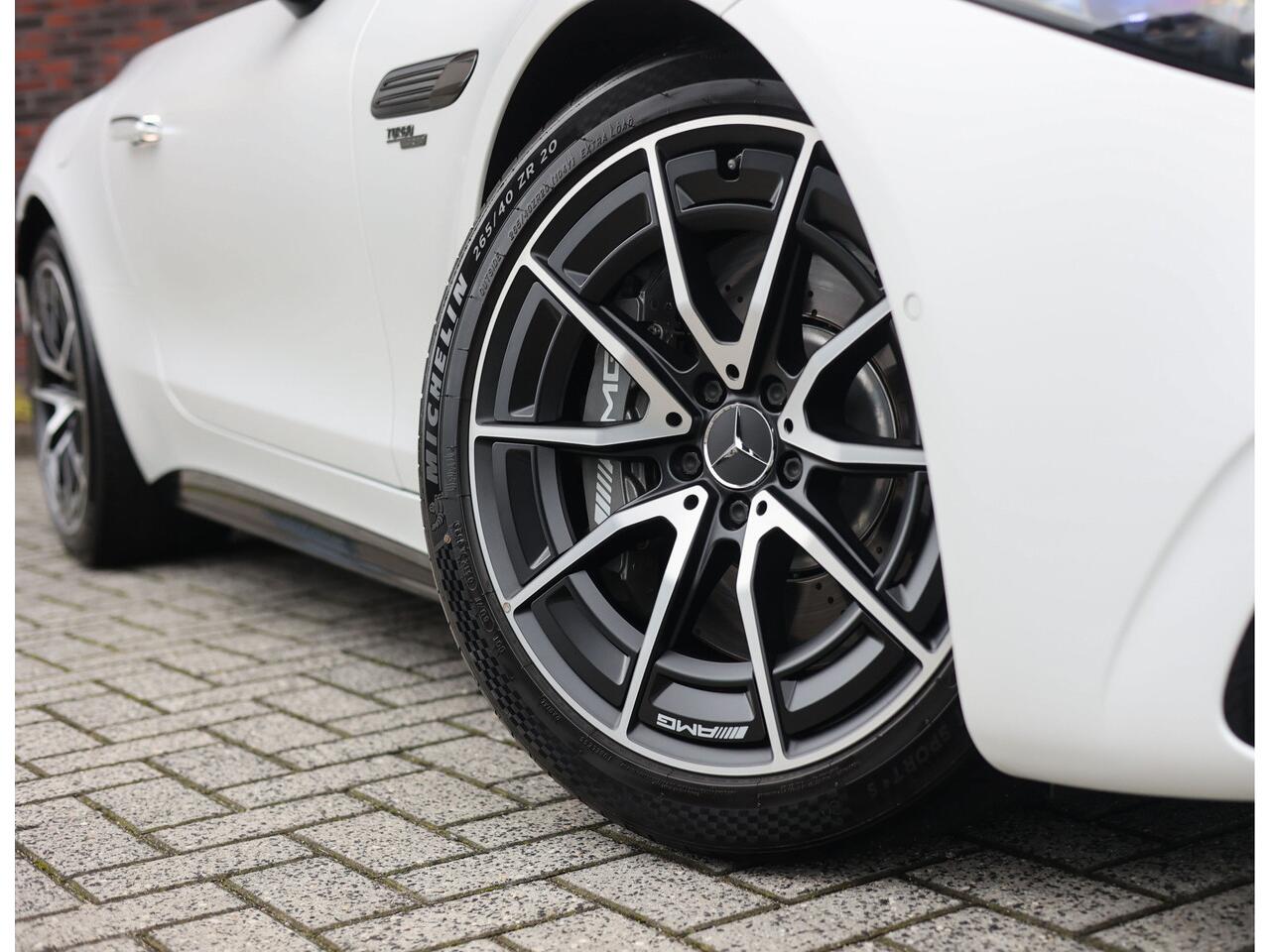 Mercedes-Benz SL-KLASSE 43 AMG Roadster | Opalith Magno - Multicontour - Airscarf - Burmester